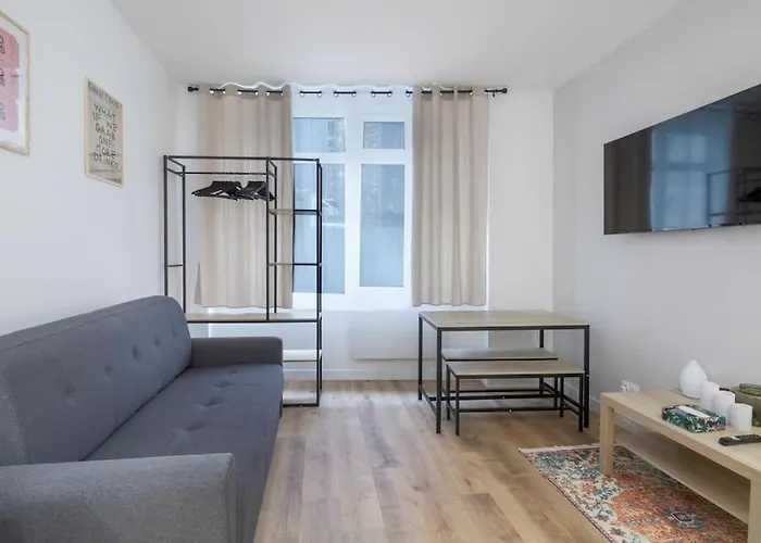 02.appart 4pers#1 Bedroom#pigalle#opera#paris 9 *