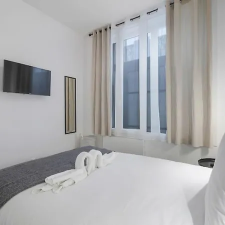02.appart 4pers#1 Bedroom#pigalle#opera#paris 9 Париж